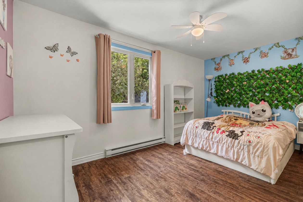 Chambre à coucher — 59 Rue Descôteaux, Cantley