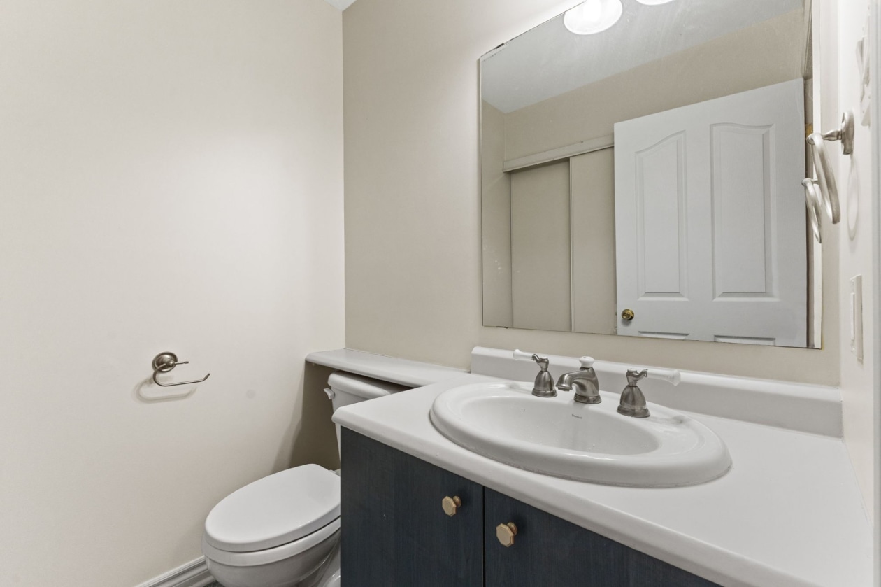 Salle d'eau — 306 Rue Melgund-Bouchard, Gatineau