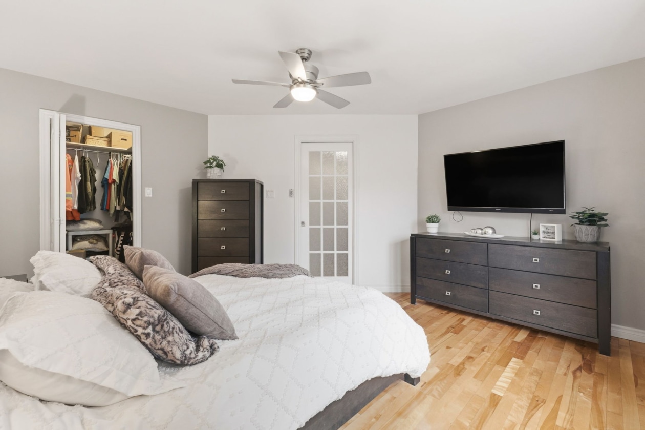 Chambre à coucher principale — 7, Rue des Jacinthes, Val-des-Monts, J8N7B7, Val-des-Monts