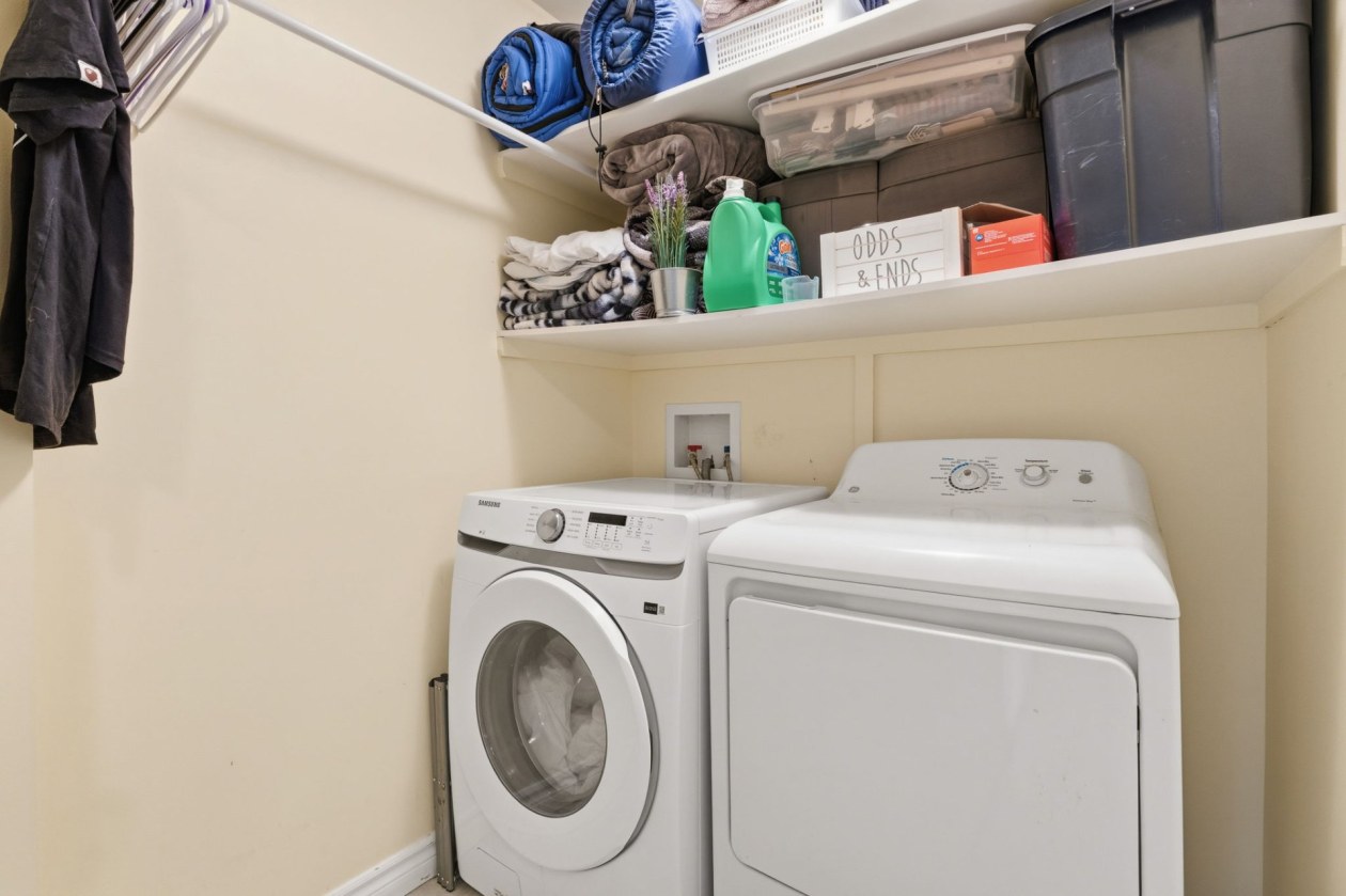 Salle de lavage — 7, Rue des Jacinthes, Val-des-Monts, J8N7B7, Val-des-Monts