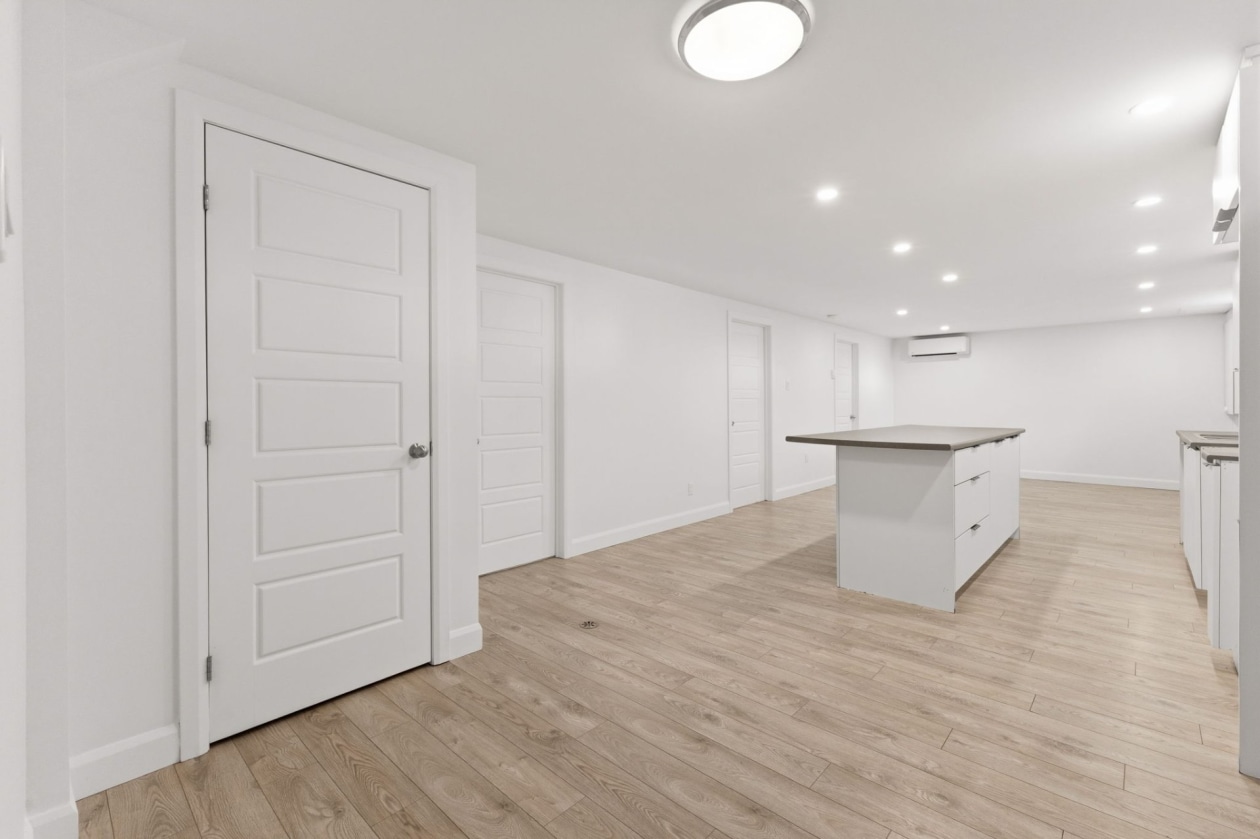 Hall d'entrée — 285 Rue Essiambre, Gatineau