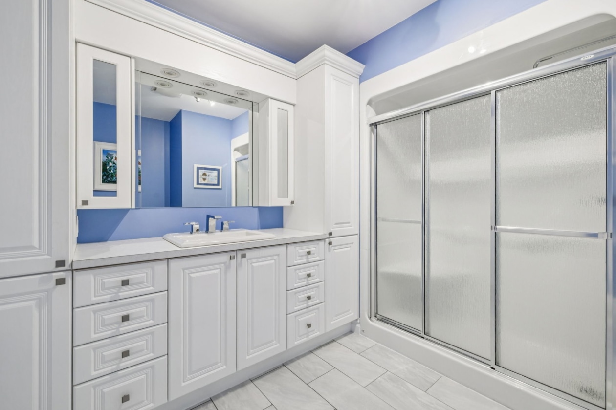 Salle de bains — 744, Route 321, Papineauville, J0V1R0, Papineauville