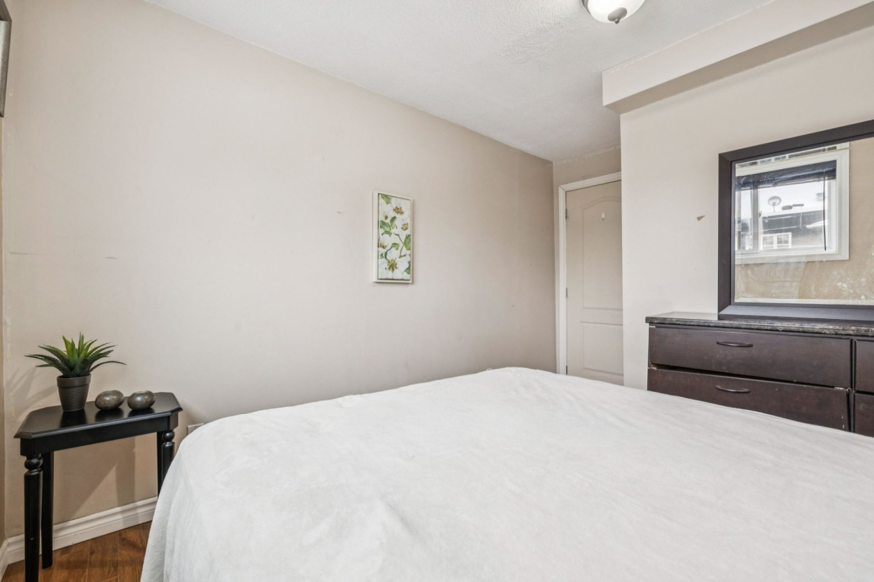 Chambre à coucher — 71 Boul. St-Joseph, Gatineau