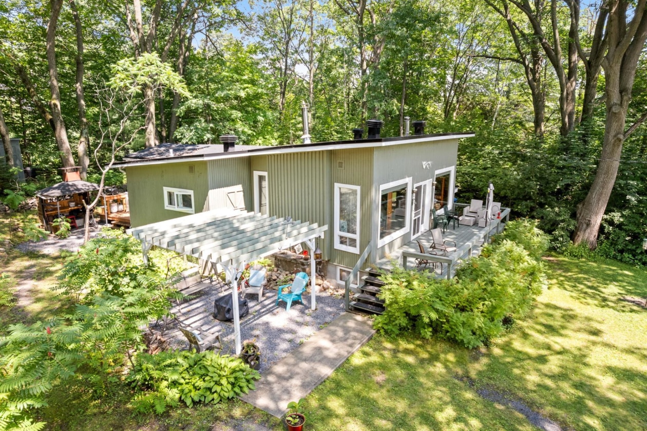 Extérieur — 12 Rue Ménard, Grenville-sur-la-Rouge