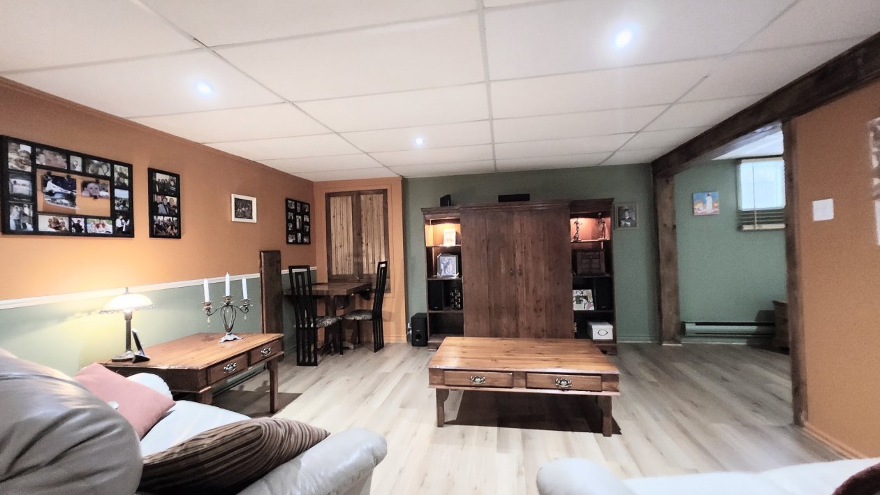 Salle familiale — 621, Boul. Robitaille, Notre-Dame-du-Mont-Carmel, G0X3J0, Notre-Dame-du-Mont-Carmel