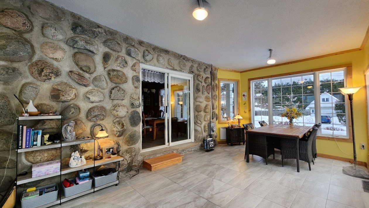 Verrière — 621, Boul. Robitaille, Notre-Dame-du-Mont-Carmel, G0X3J0, Notre-Dame-du-Mont-Carmel