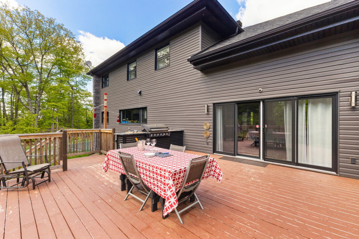 Terrasse — 223, Ch. Sauvé, Val-des-Monts, J8N5A6, Val-des-Monts