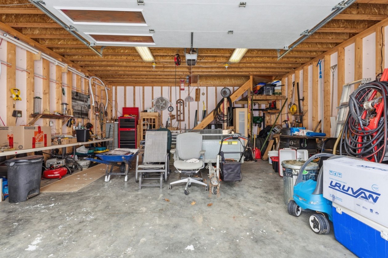 Garage — 223, Ch. Sauvé, Val-des-Monts, J8N5A6, Val-des-Monts
