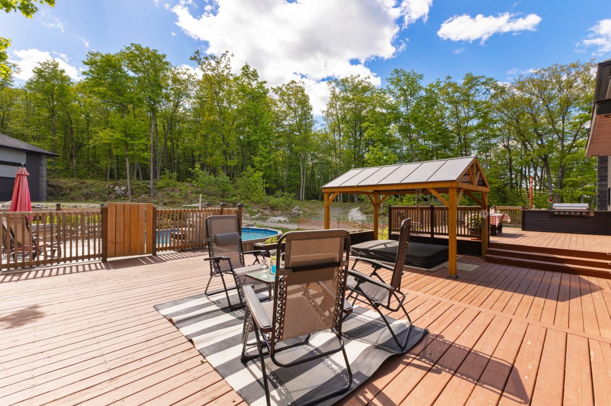 Terrasse — 223, Ch. Sauvé, Val-des-Monts, J8N5A6, Val-des-Monts
