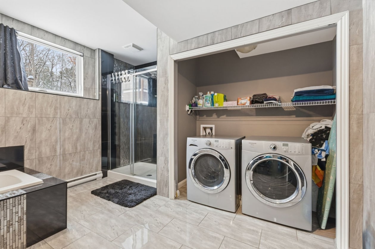Salle de bains — 223, Ch. Sauvé, Val-des-Monts, J8N5A6, Val-des-Monts