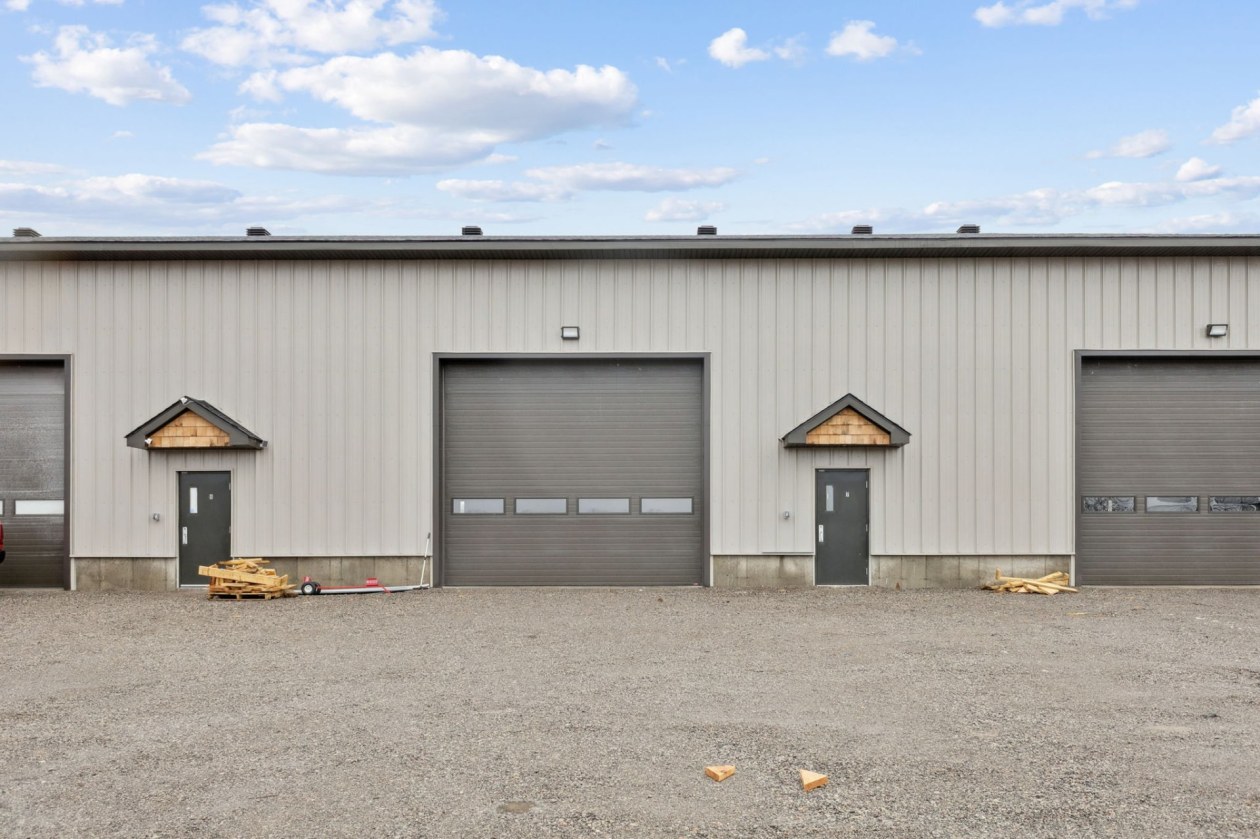 Façade — 41, Ch. Industriel, A, Val-des-Monts, J8N4B3, Val-des-Monts