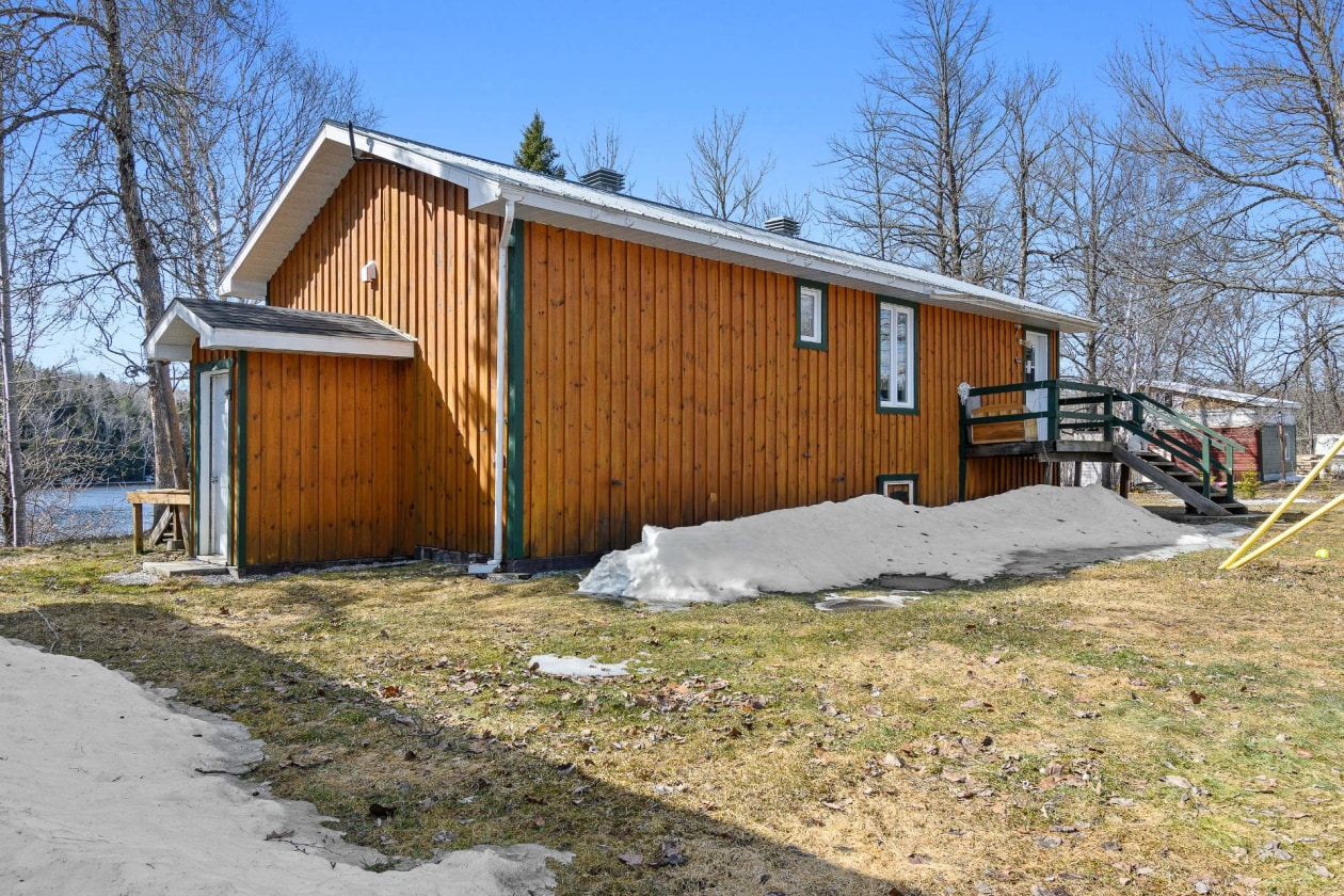 Façade — 36, Mtée Crites, Gracefield, J0X1W0, Gracefield