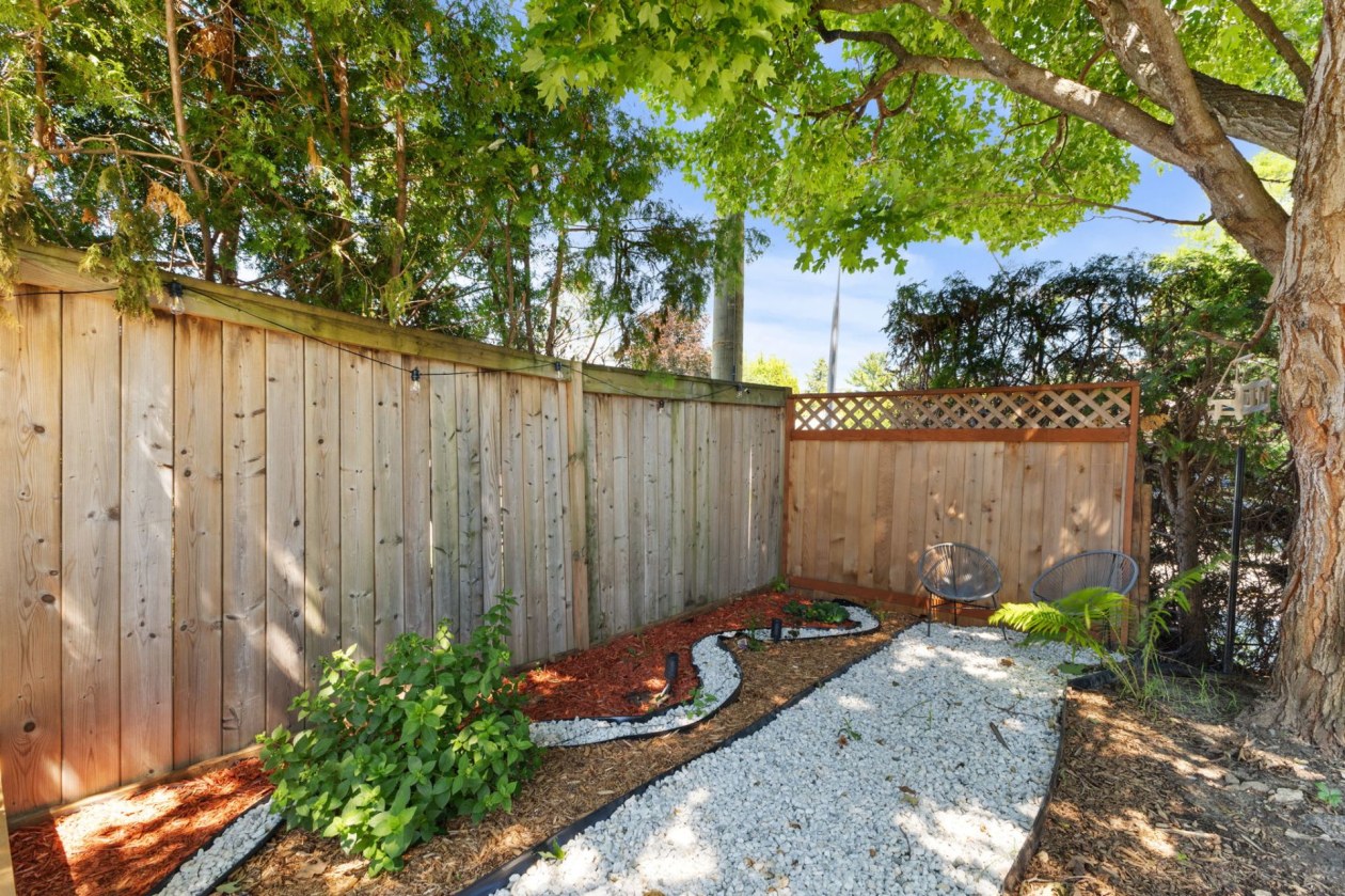 Cour — 248, Rue des Fondateurs, Gatineau (Aylmer), J9J1M5, Gatineau (Aylmer)