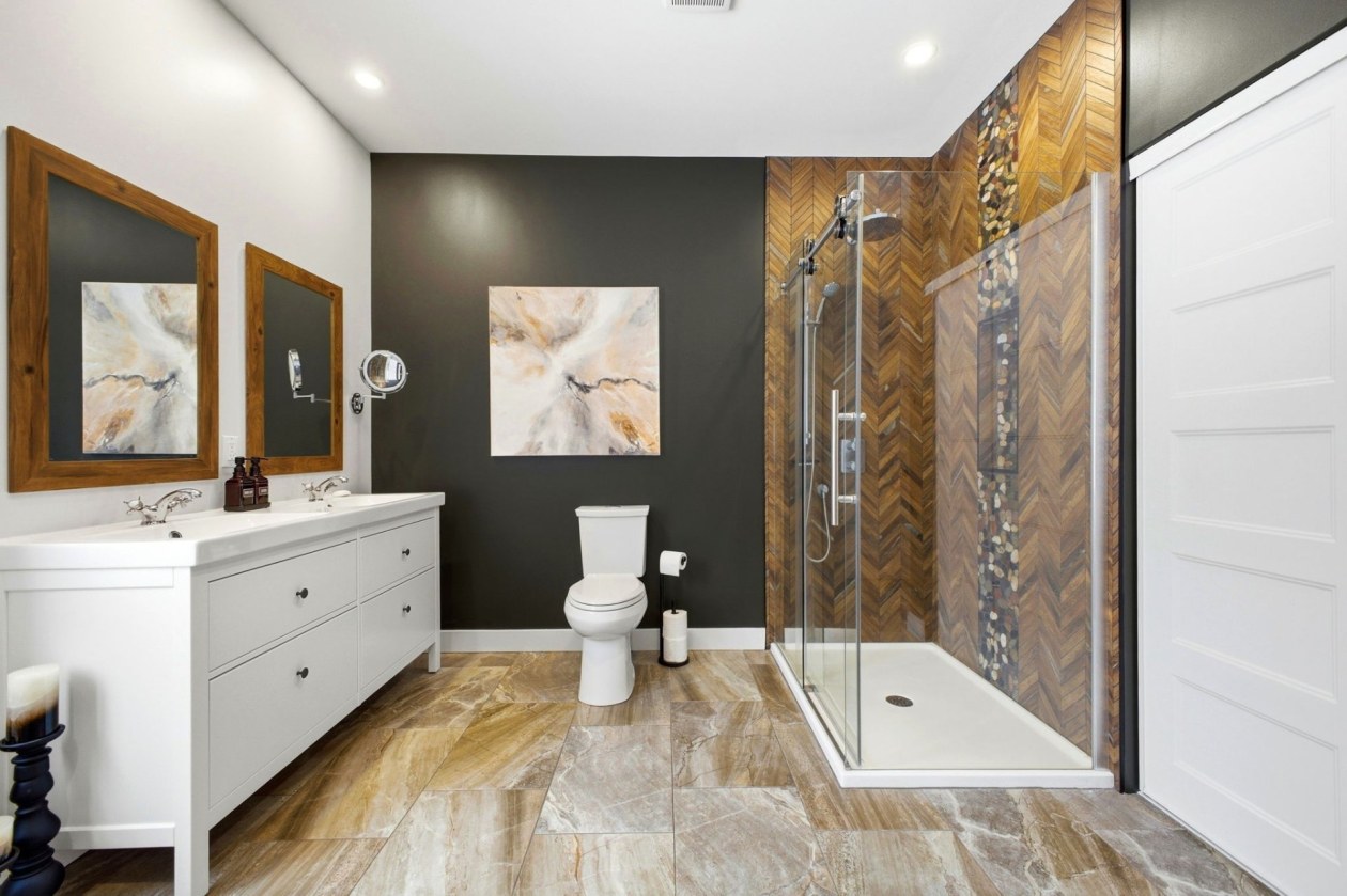 Salle de bains — 14, Ch. du Menuisier, L'Ange-Gardien, J8L0K3, L'Ange-Gardien