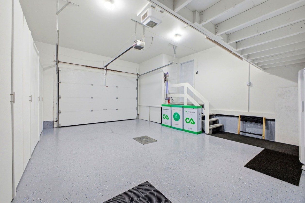 Garage — 14, Ch. du Menuisier, L'Ange-Gardien, J8L0K3, L'Ange-Gardien