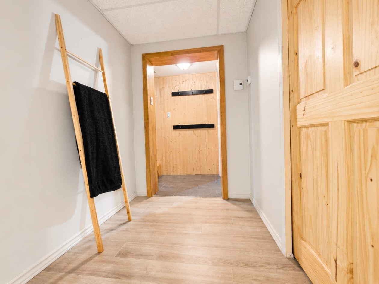 Corridor — 220, Rue des Chalets, Saint-Honoré, G0V1L0, Saint-Honoré