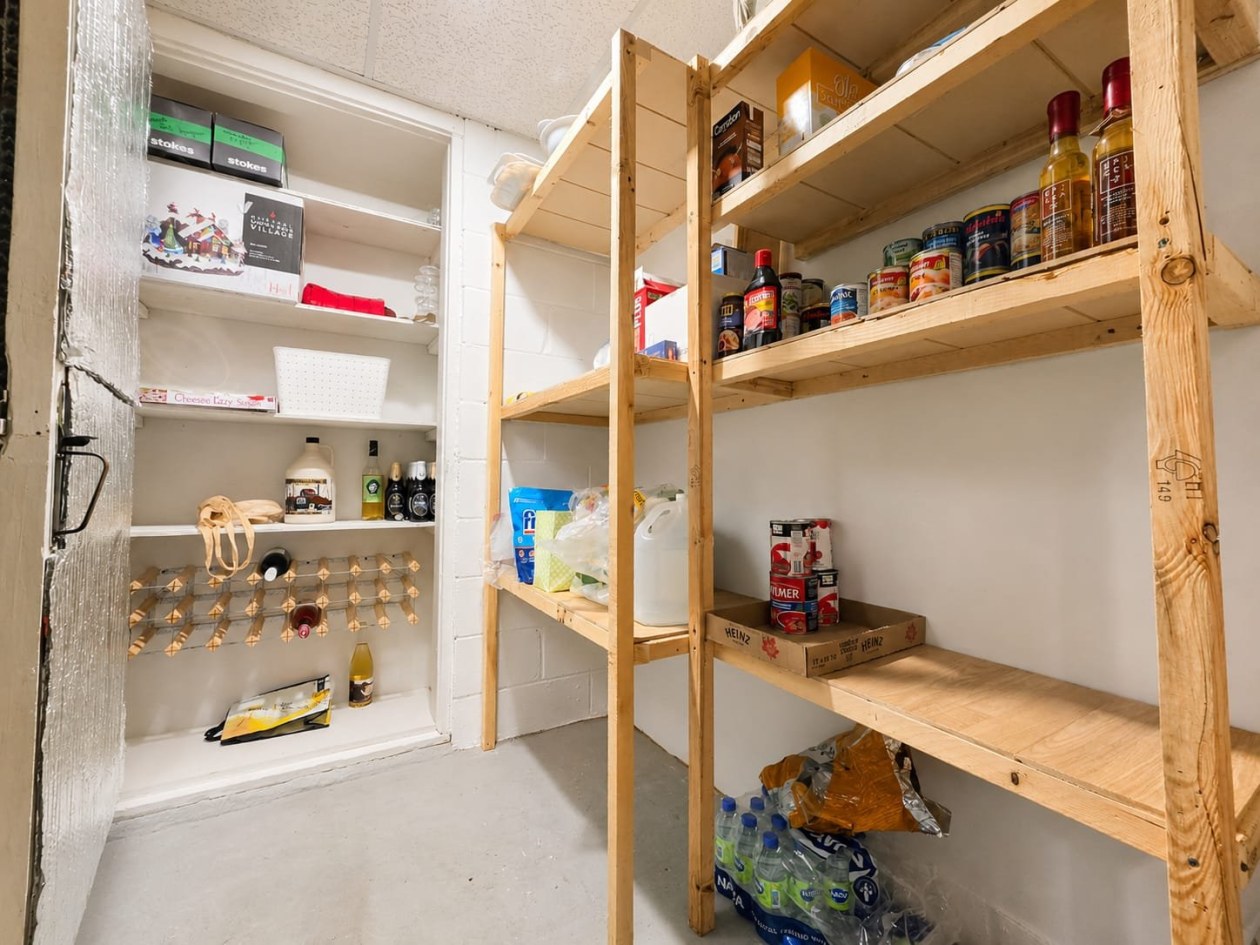 Rangement — 220, Rue des Chalets, Saint-Honoré, G0V1L0, Saint-Honoré