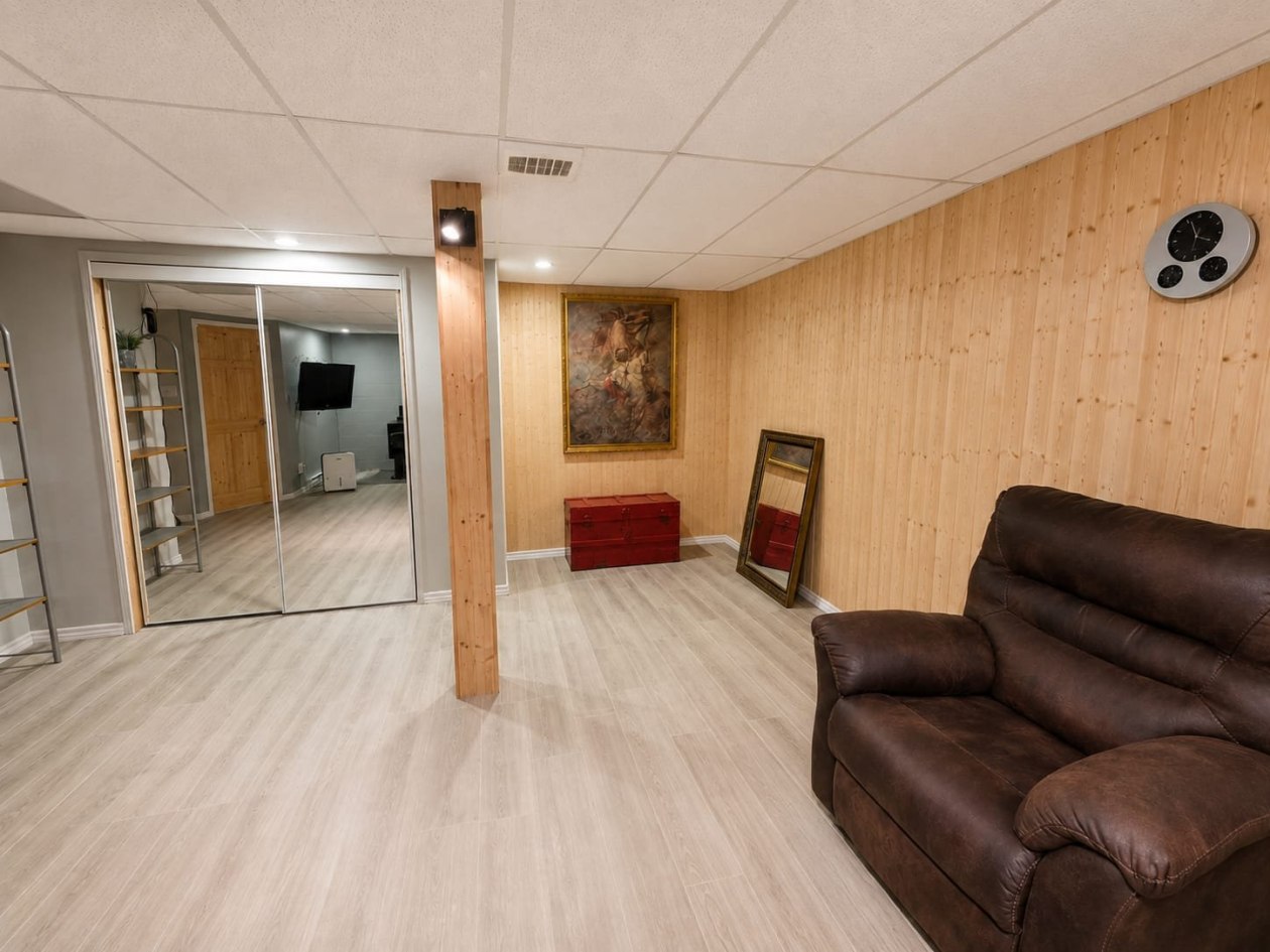 Salle familiale — 220, Rue des Chalets, Saint-Honoré, G0V1L0, Saint-Honoré