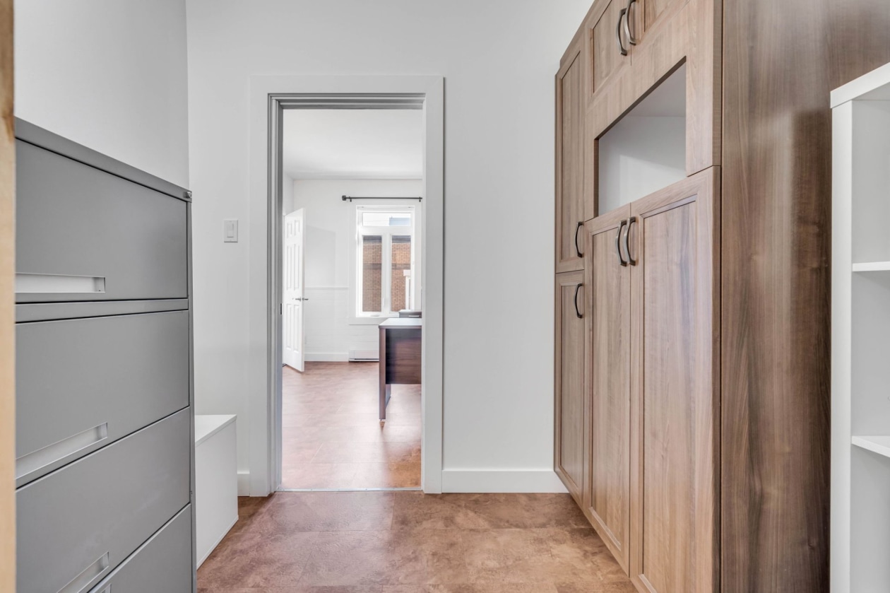 Penderie — 452 - 456 Rue St-Sauveur, Québec