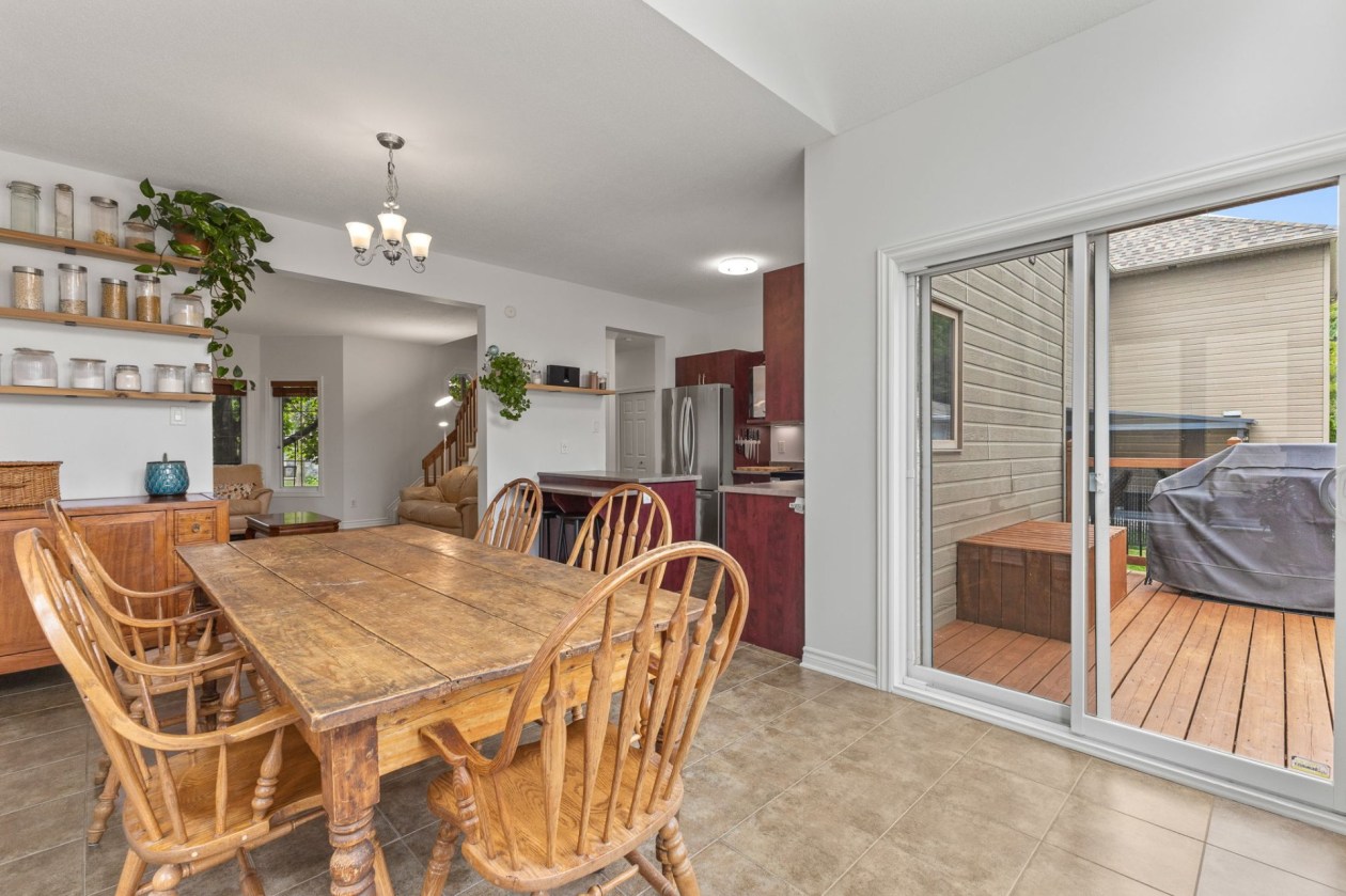 Salle à manger — 52, Rue du Zéphyr, Gatineau (Hull), J9A0B2, Gatineau (Hull)