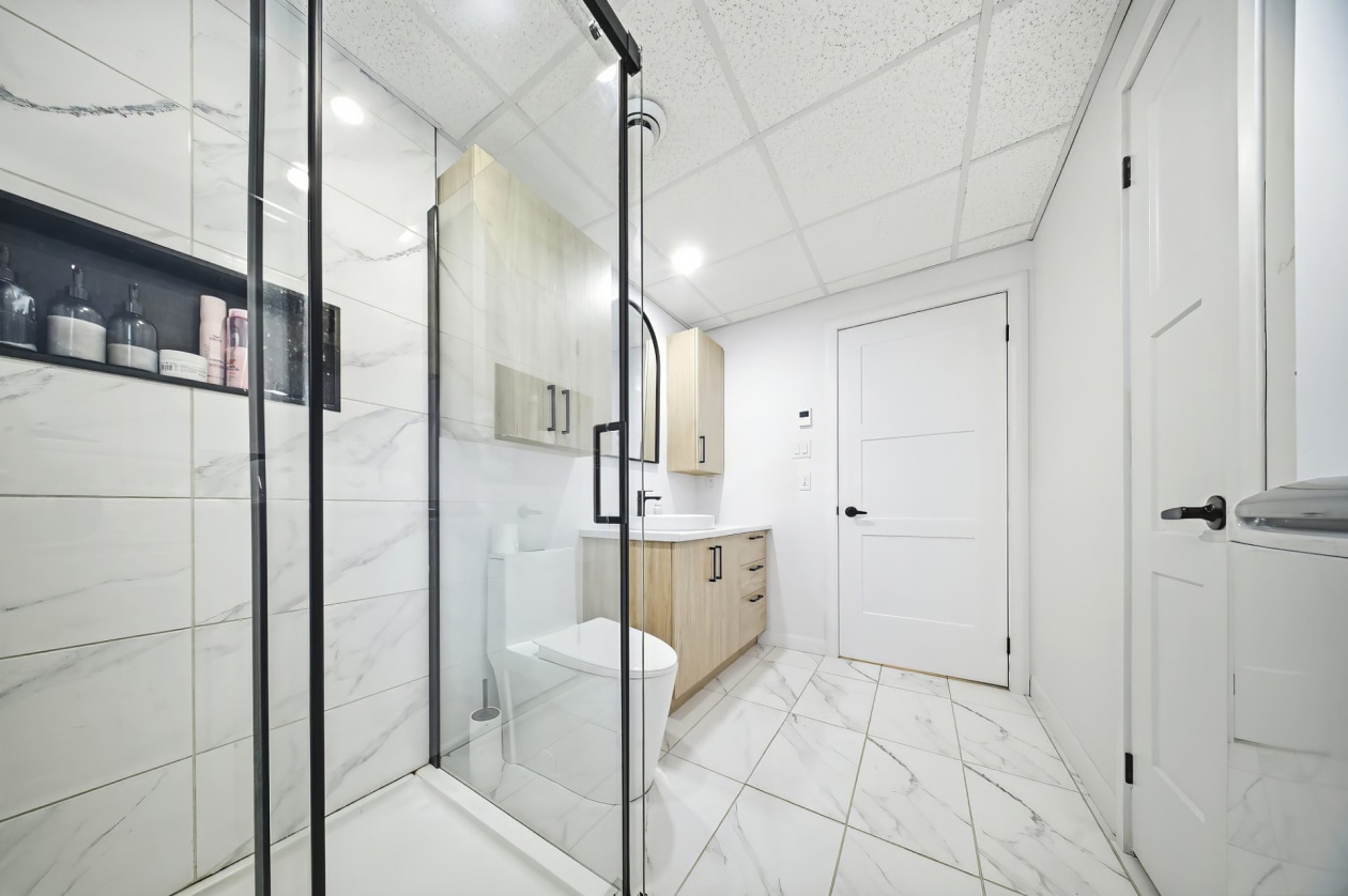 Salle de bains — 3365, Rue de la Vallée, Saguenay (Jonquière), G7S0M6, Saguenay (Jonquière)
