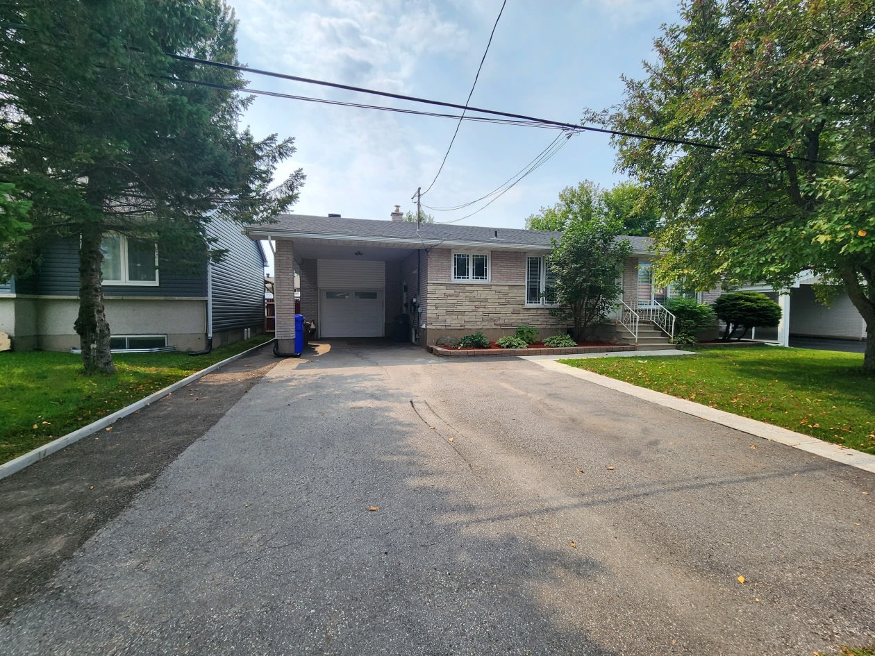 626 Rue Williams — photo 1