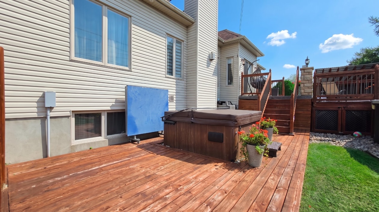 Spa — 24, Rue des Sapèques, Blainville, J7C5R4, Blainville