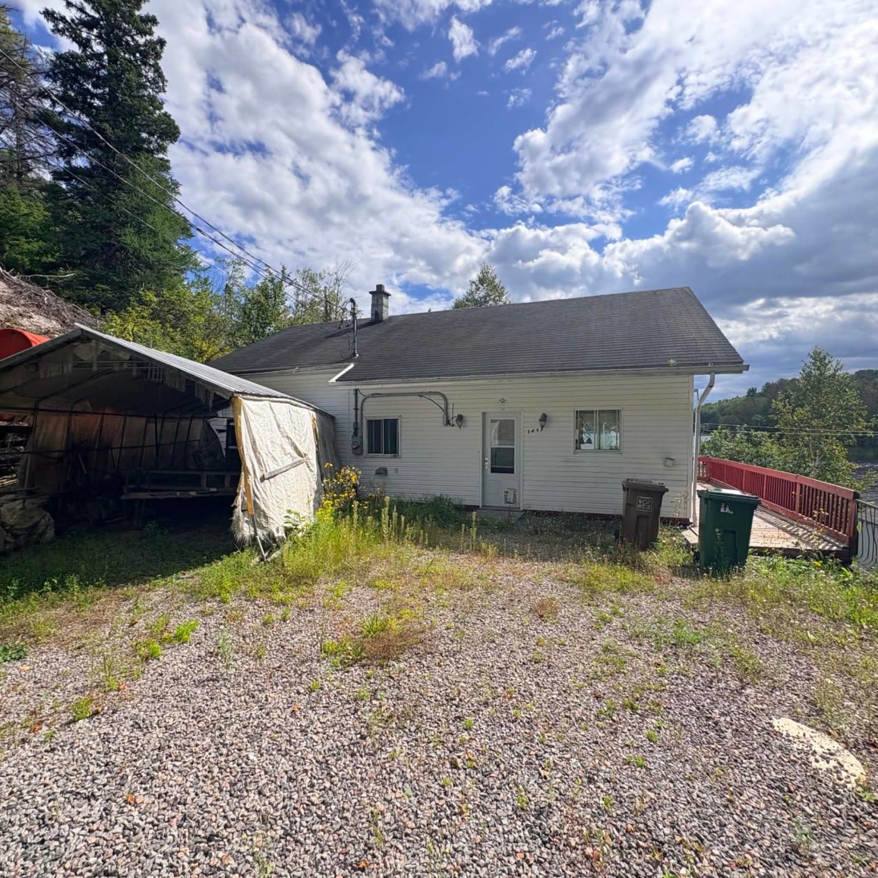 Face arrière — 3843, Rue de la Presqu'île, Saguenay (Lac-Kénogami), G7X7V6, Saguenay (Lac-Kénogami)
