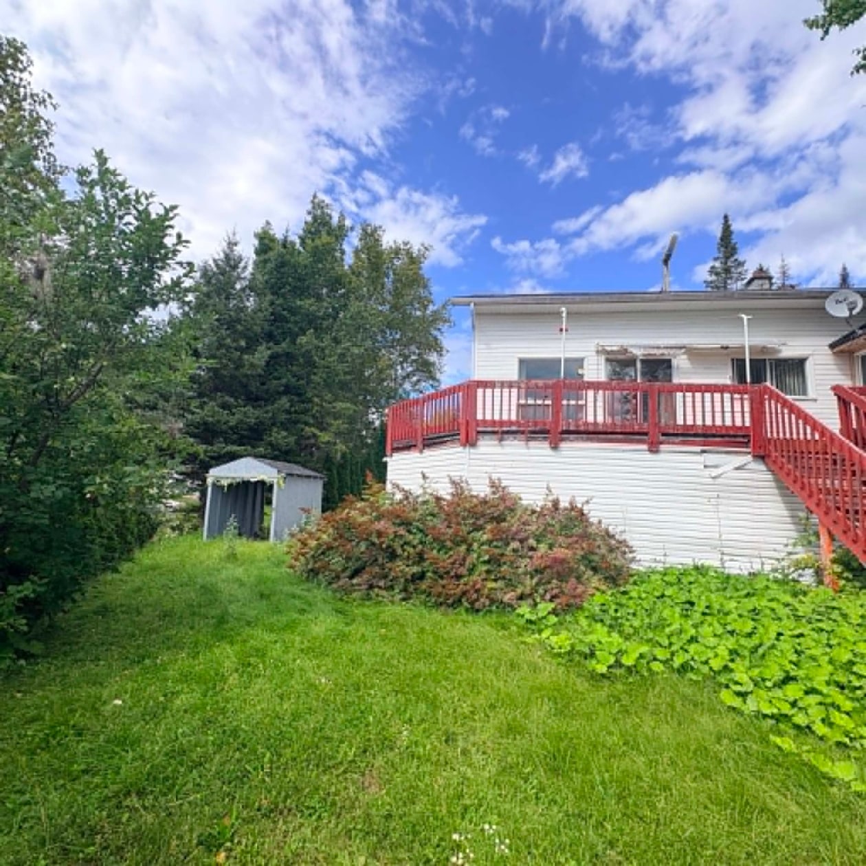 Façade — 3843, Rue de la Presqu'île, Saguenay (Lac-Kénogami), G7X7V6, Saguenay (Lac-Kénogami)