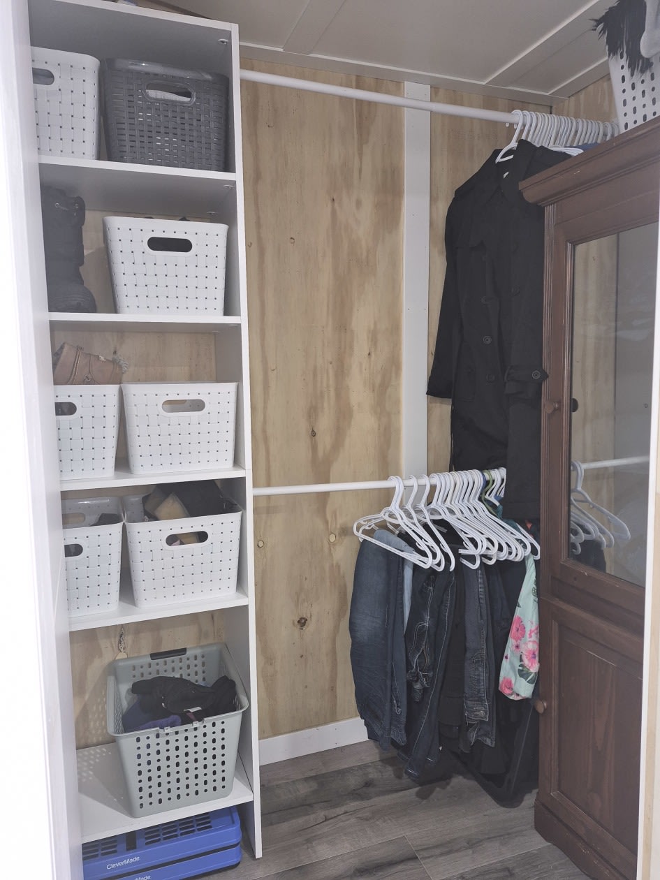 Penderie — 1280 14E Rue, Trois-Rivières, G8Y 3A7, Trois-Rivières