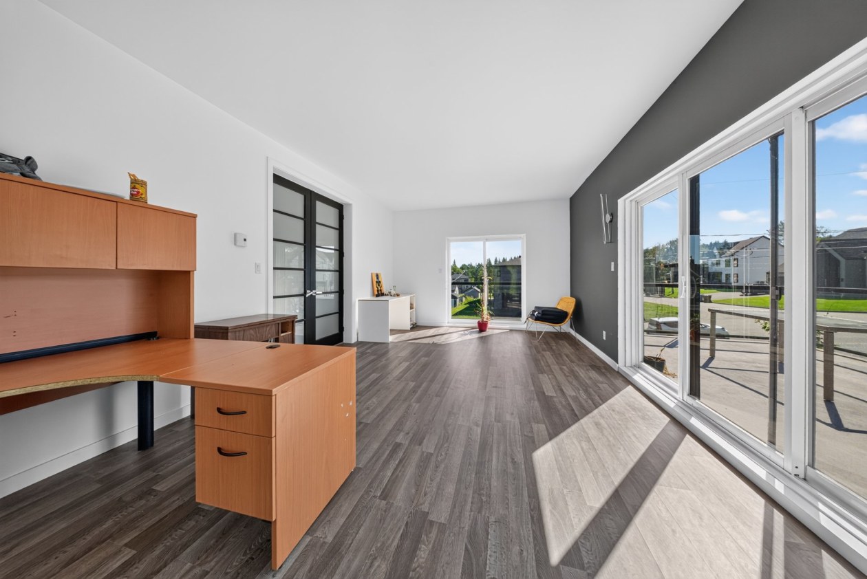 Bureau — 360 Rue des Mélèzes, Cookshire-Eaton