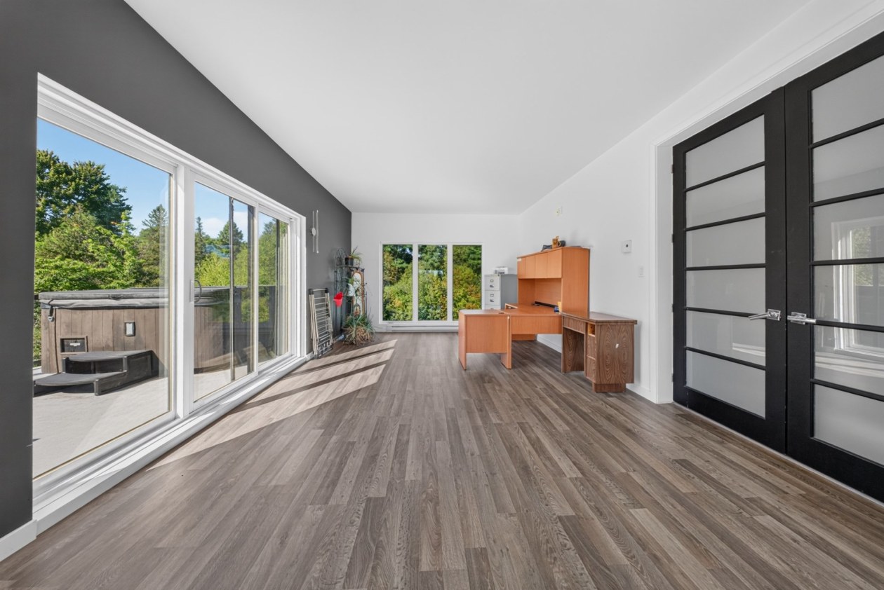 Bureau — 360 Rue des Mélèzes, Cookshire-Eaton