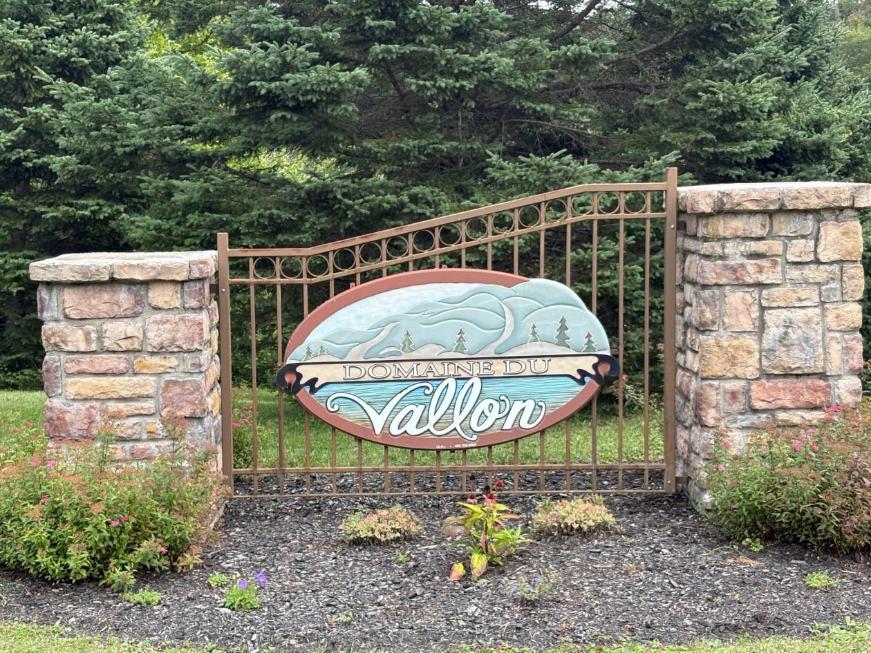 Entrée extérieure — Ch. du Vallon, Saint-Jean-de-Matha