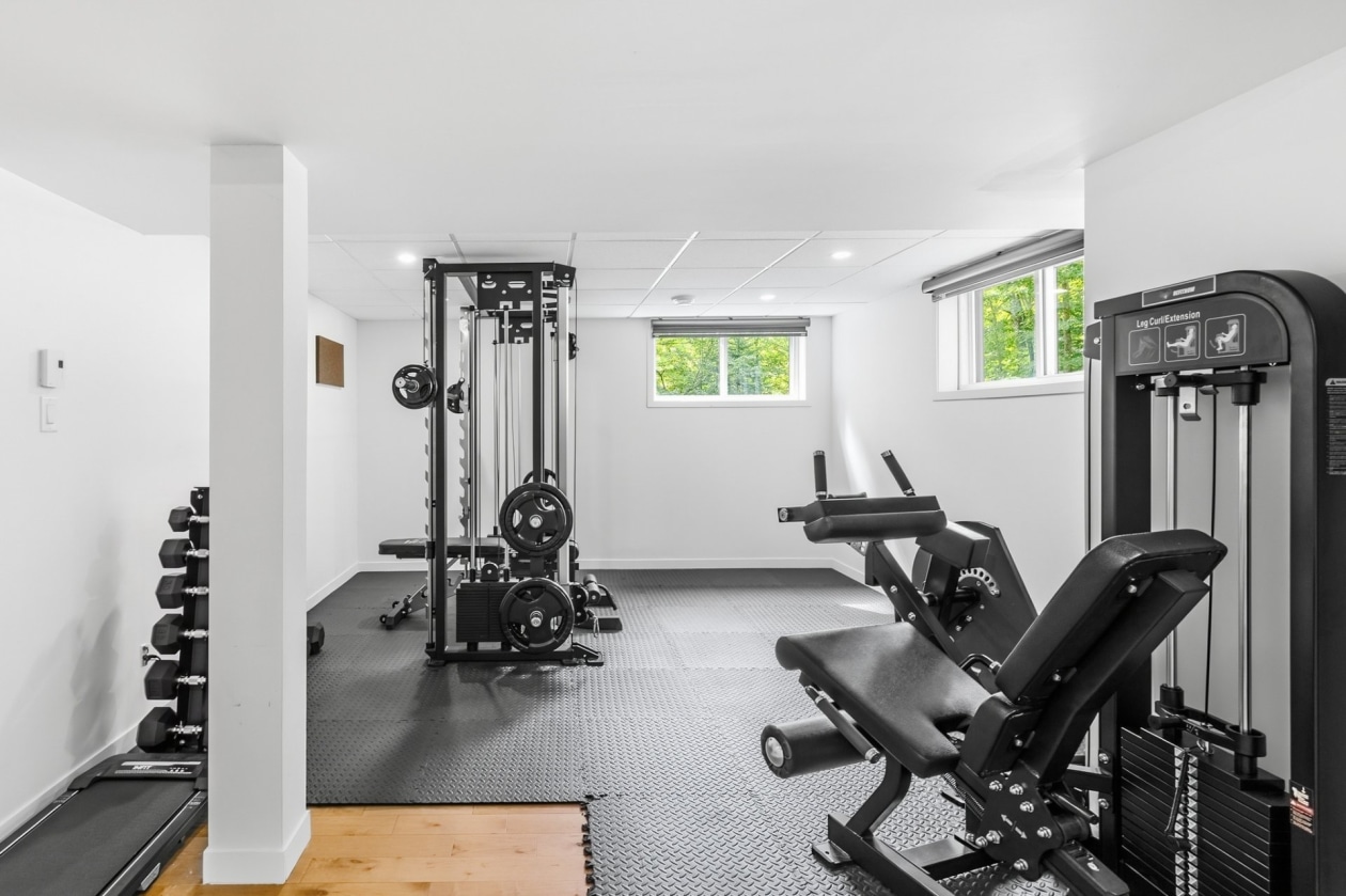 Salle d'exercice — 471, Ch. du Lac-Breton, Saint-Sauveur, J0R1R1, Saint-Sauveur