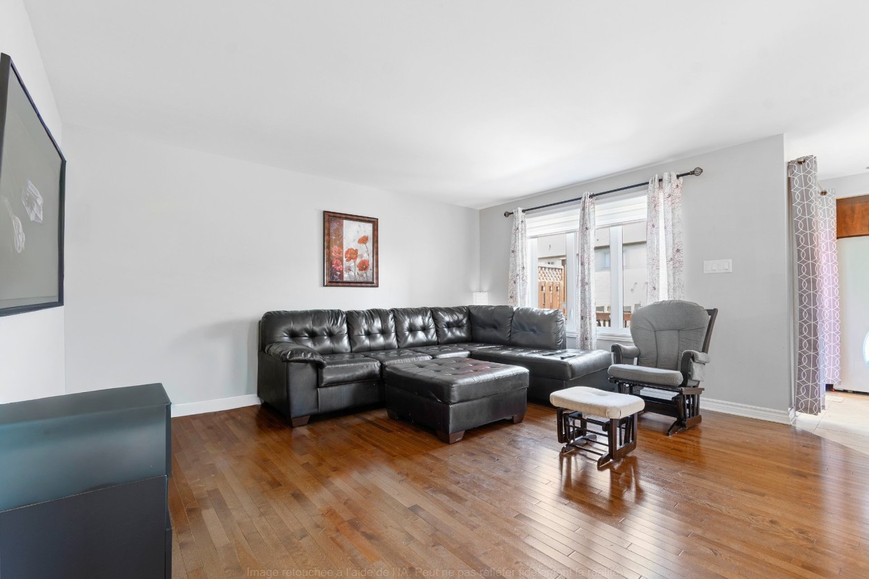 Salon — 198, Rue de la Petite-Ourse, Gatineau (Aylmer), J9J0S1, Gatineau (Aylmer)