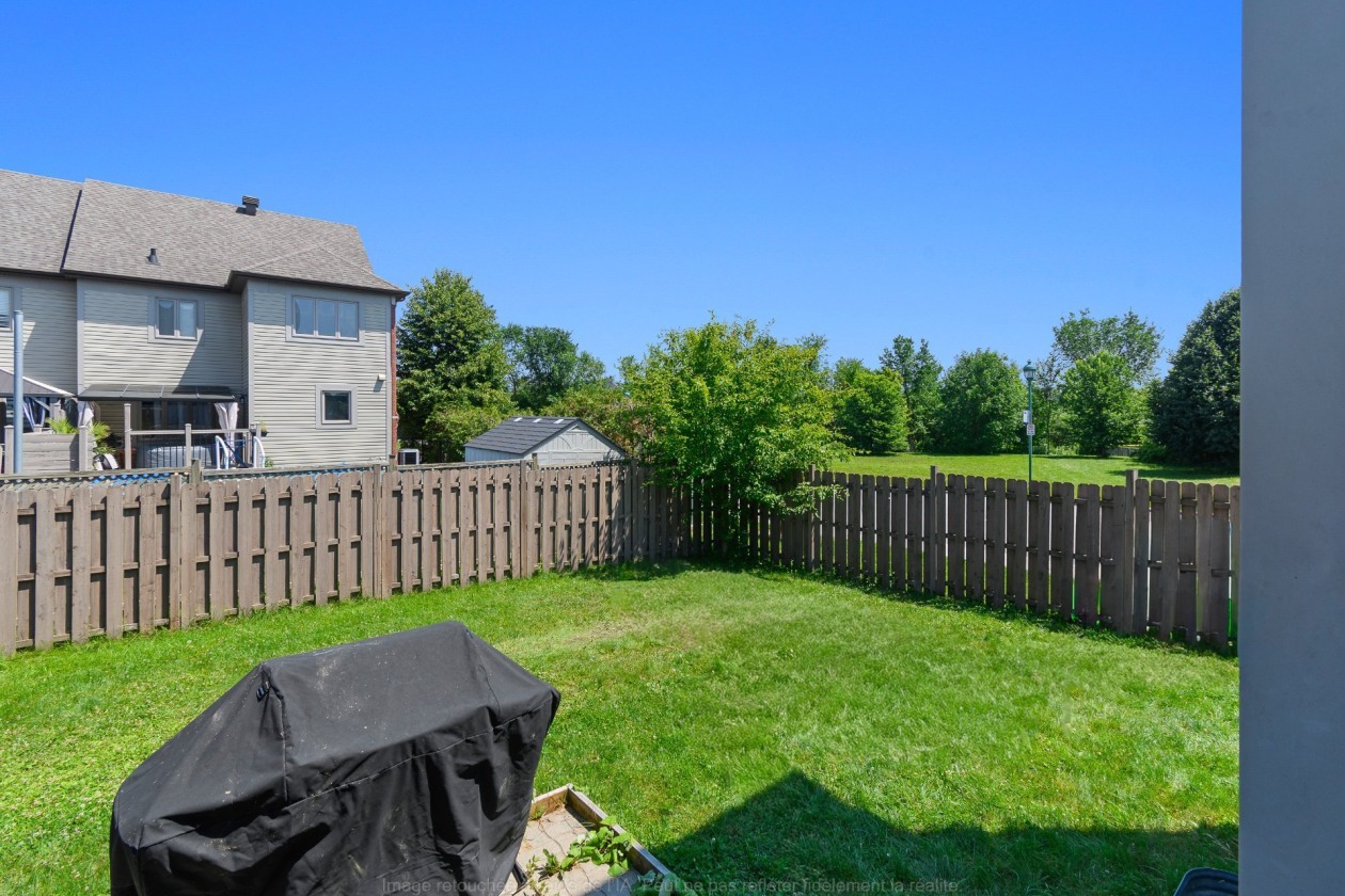 Cour — 198, Rue de la Petite-Ourse, Gatineau (Aylmer), J9J0S1, Gatineau (Aylmer)