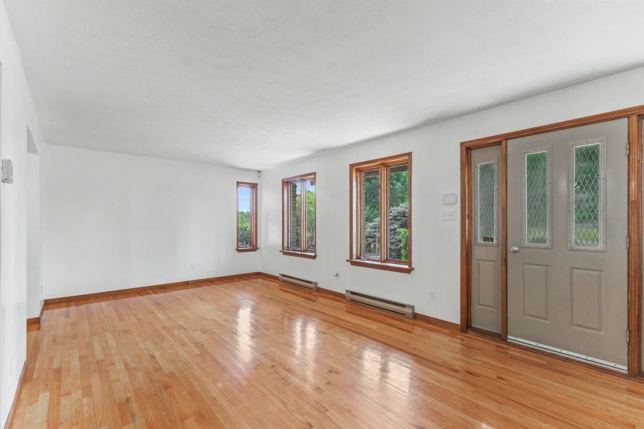 Salon — 134, Route 235, Ange-Gardien, J0E1E0, Ange-Gardien