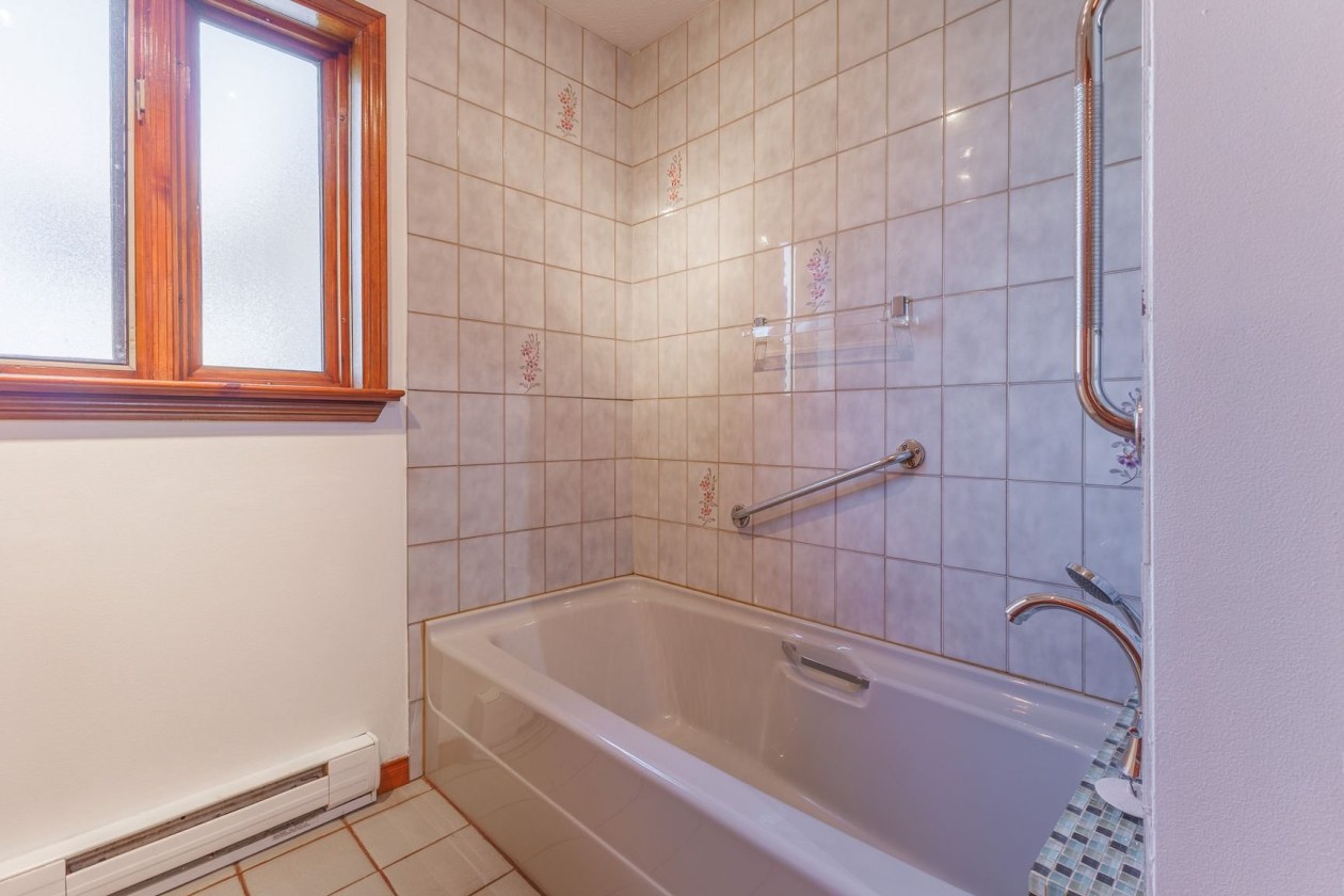 Salle de bains — 134, Route 235, Ange-Gardien, J0E1E0, Ange-Gardien