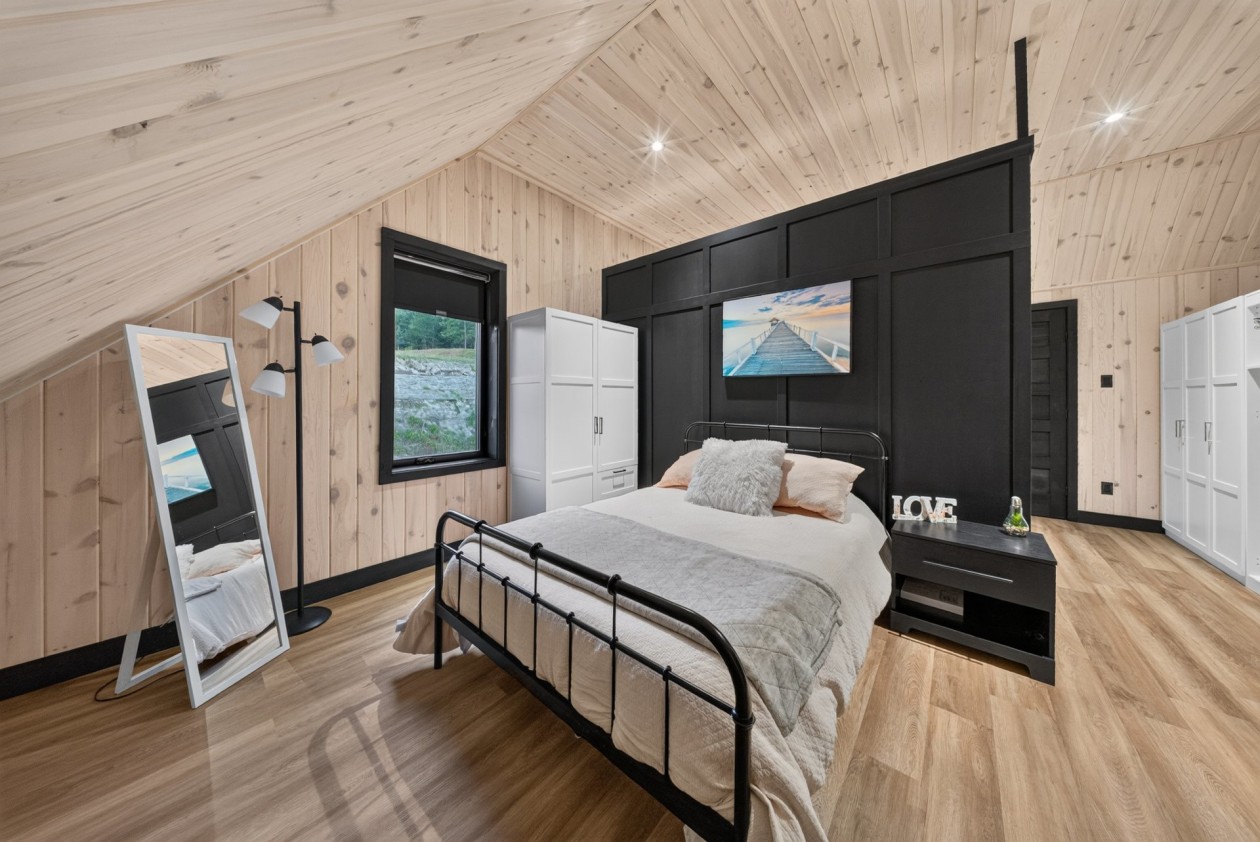 Chambre à coucher — 120 Rue des Pommiers, Dixville