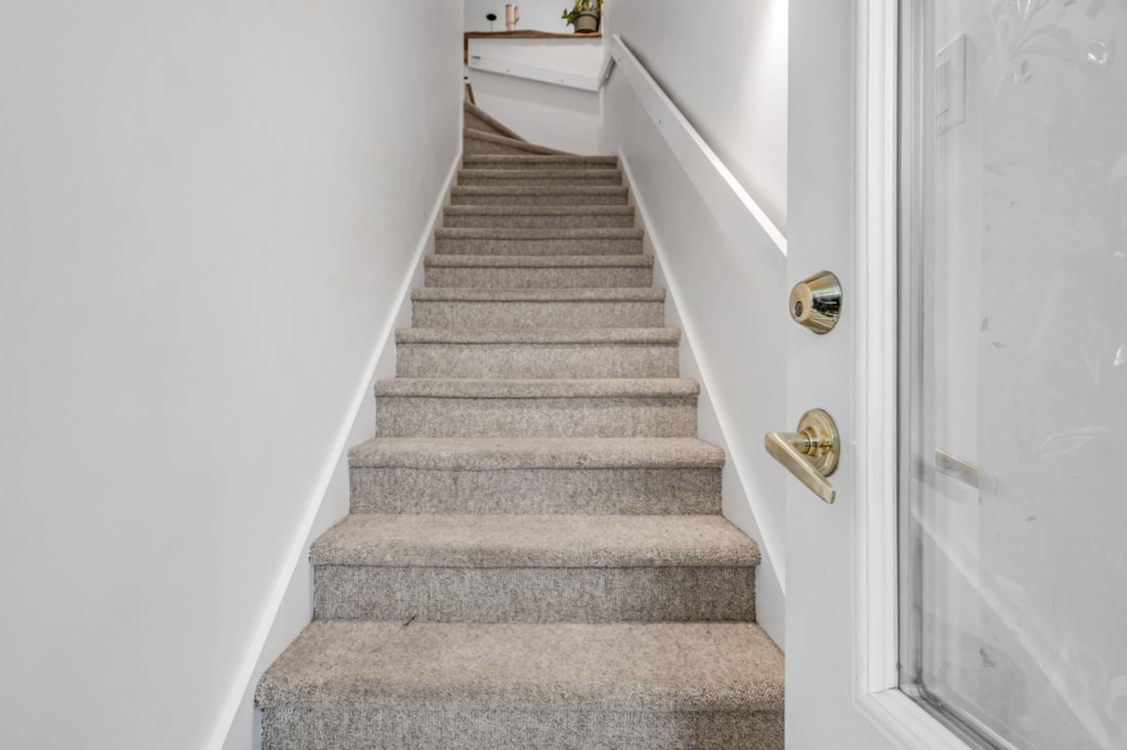Escalier — 1384, Rue Chanteclerc, Québec (La Haute-Saint-Charles), G3K0J6, Québec (La Haute-Saint-Charles)