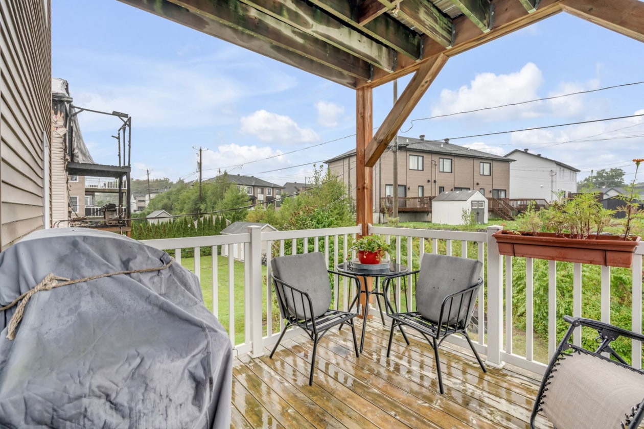 Balcon — 1384, Rue Chanteclerc, Québec (La Haute-Saint-Charles), G3K0J6, Québec (La Haute-Saint-Charles)