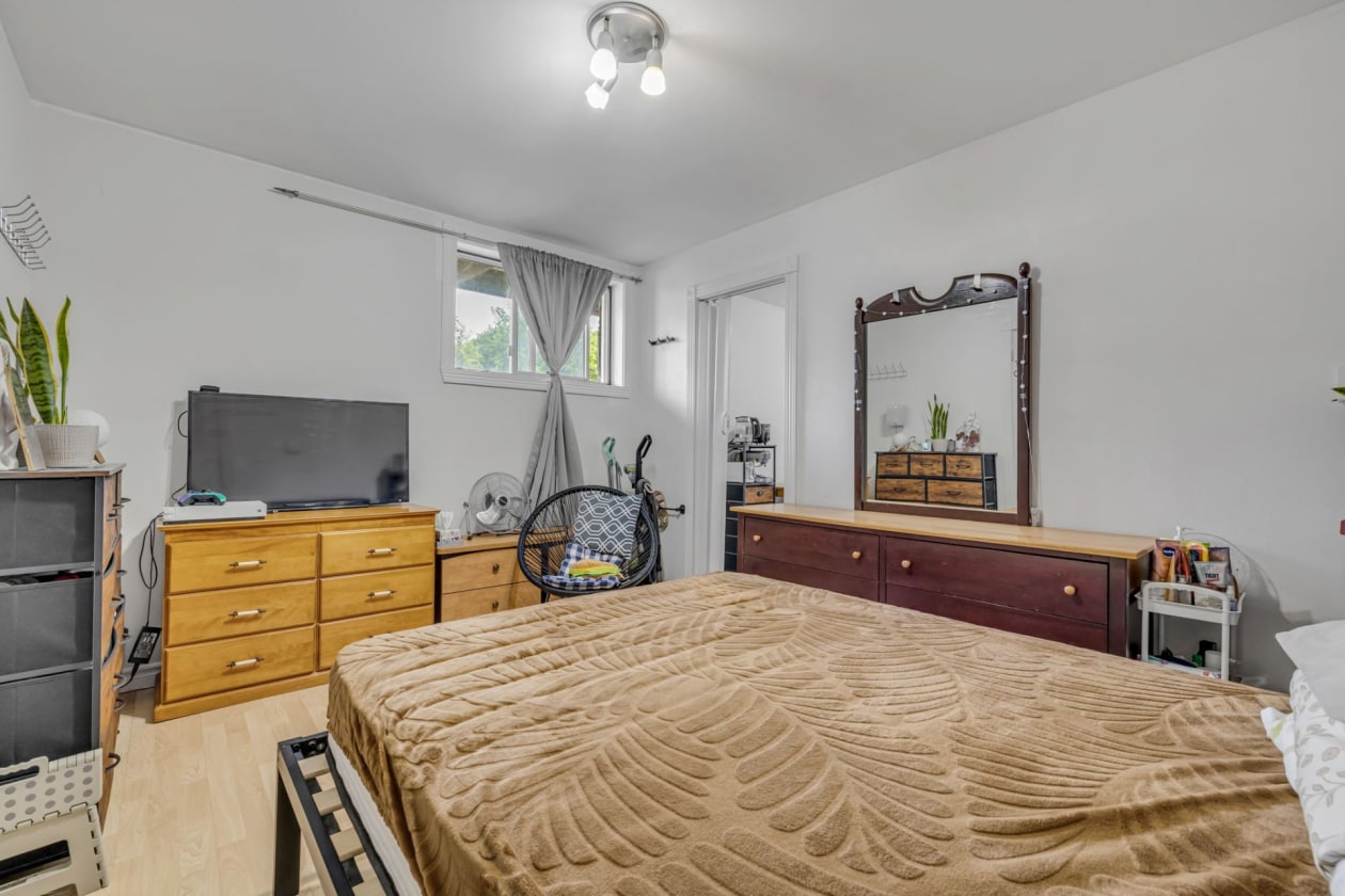 Chambre à coucher — 490 45e Rue E., Québec