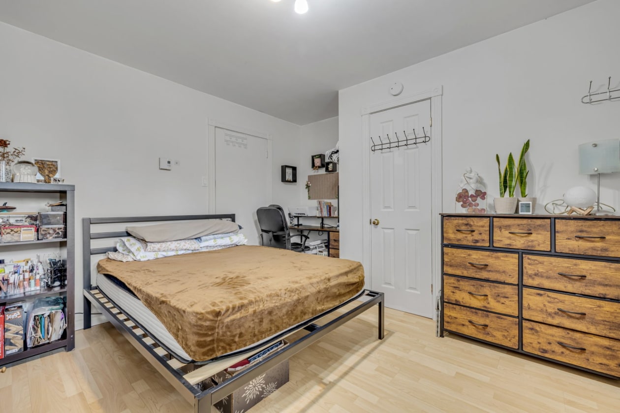 Chambre à coucher — 490 45e Rue E., Québec