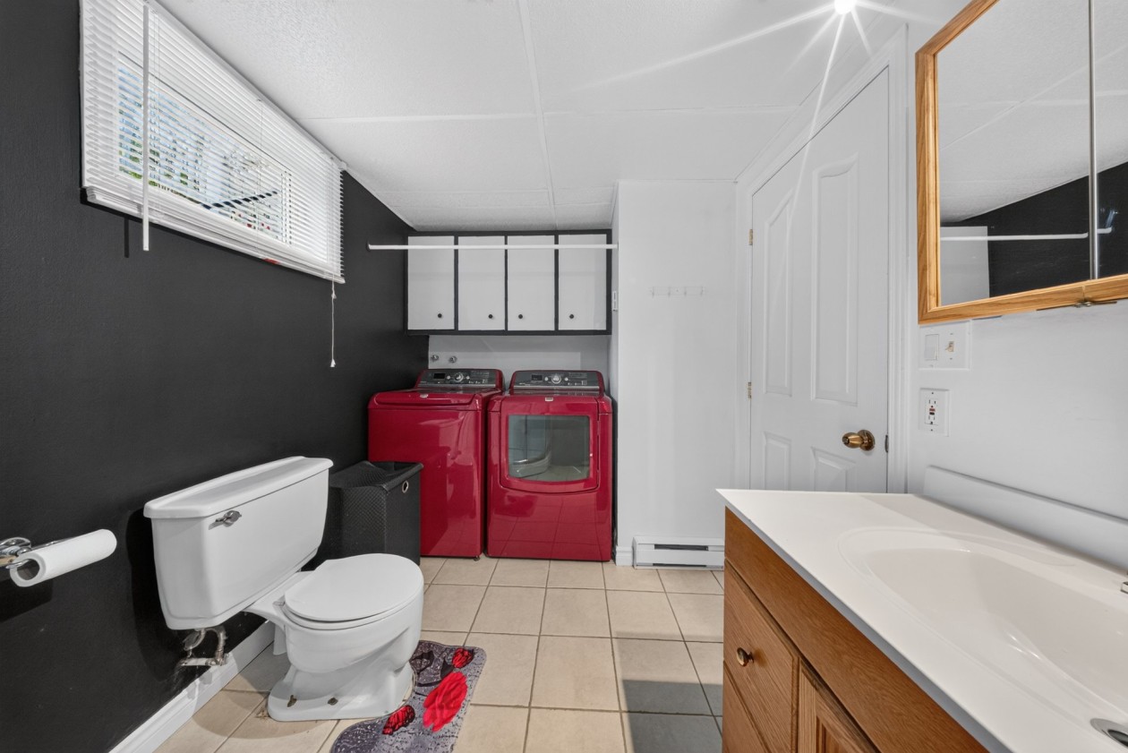 Salle de bains — 5606 Rue Hériot, Sherbrooke