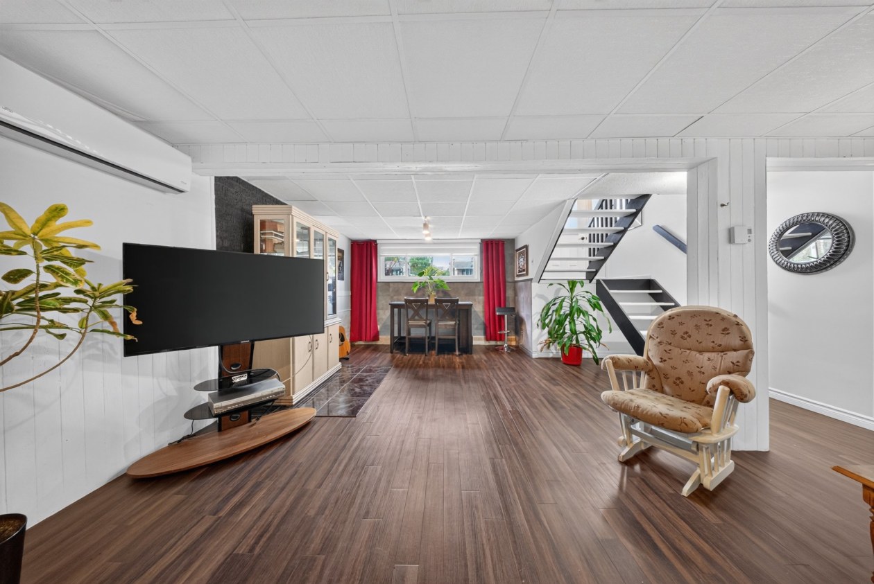 Salle familiale — 5606 Rue Hériot, Sherbrooke