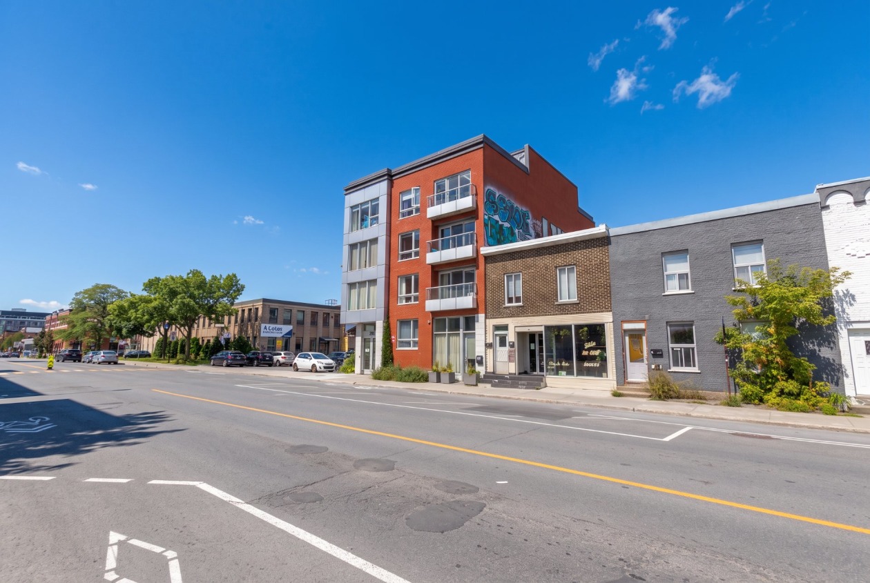 Façade — 135, Rue Beaubien O., 202, Montréal (Rosemont/La Petite-Patrie), H2V1C3, Montréal (Rosemont/La Petite-Patrie)
