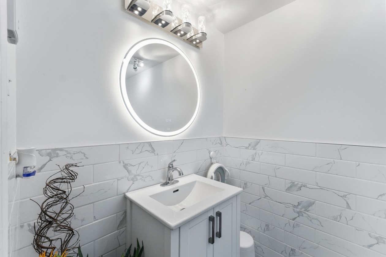 Salle d'eau — 4433 Rue Tanguay, Laval