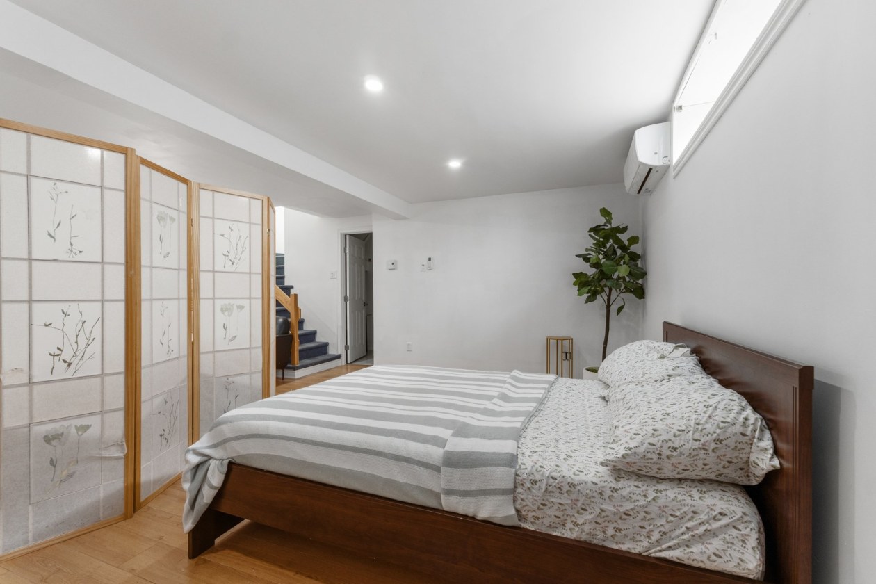 Sous-sol — 4433 Rue Tanguay, Laval