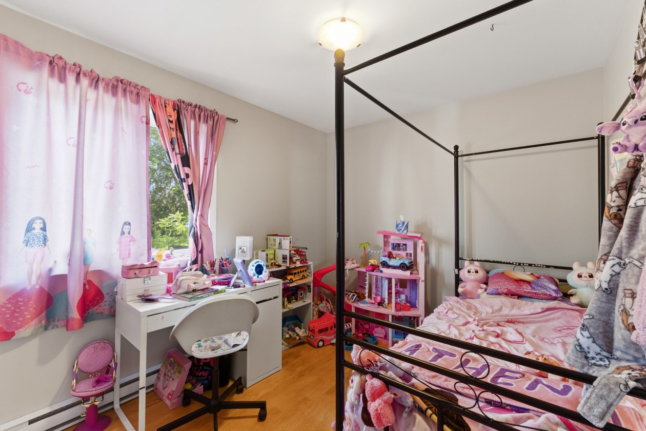 Chambre à coucher — 9605 - 9607 Rue Yvon-Paiement, Mirabel