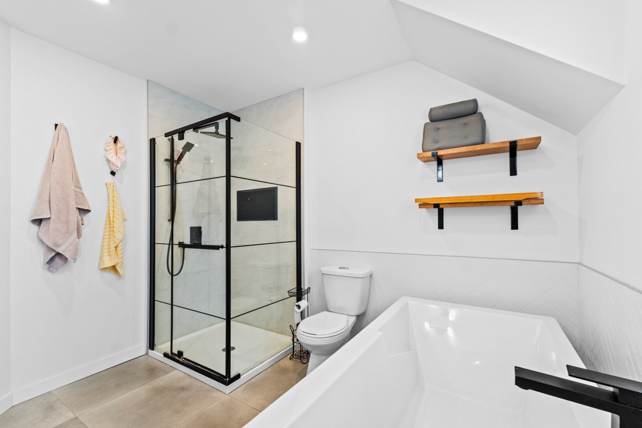 Salle de bains — 311 Rue Ste-Marie, Sainte-Marthe-sur-le-Lac